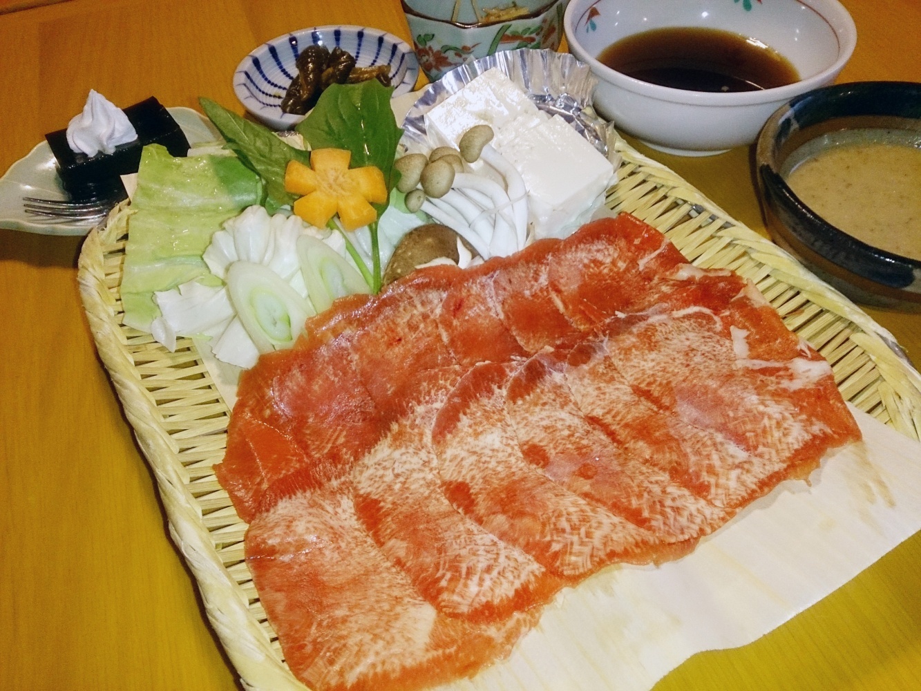 牛タン しゃぶ定食<br>（1人前）4,059円